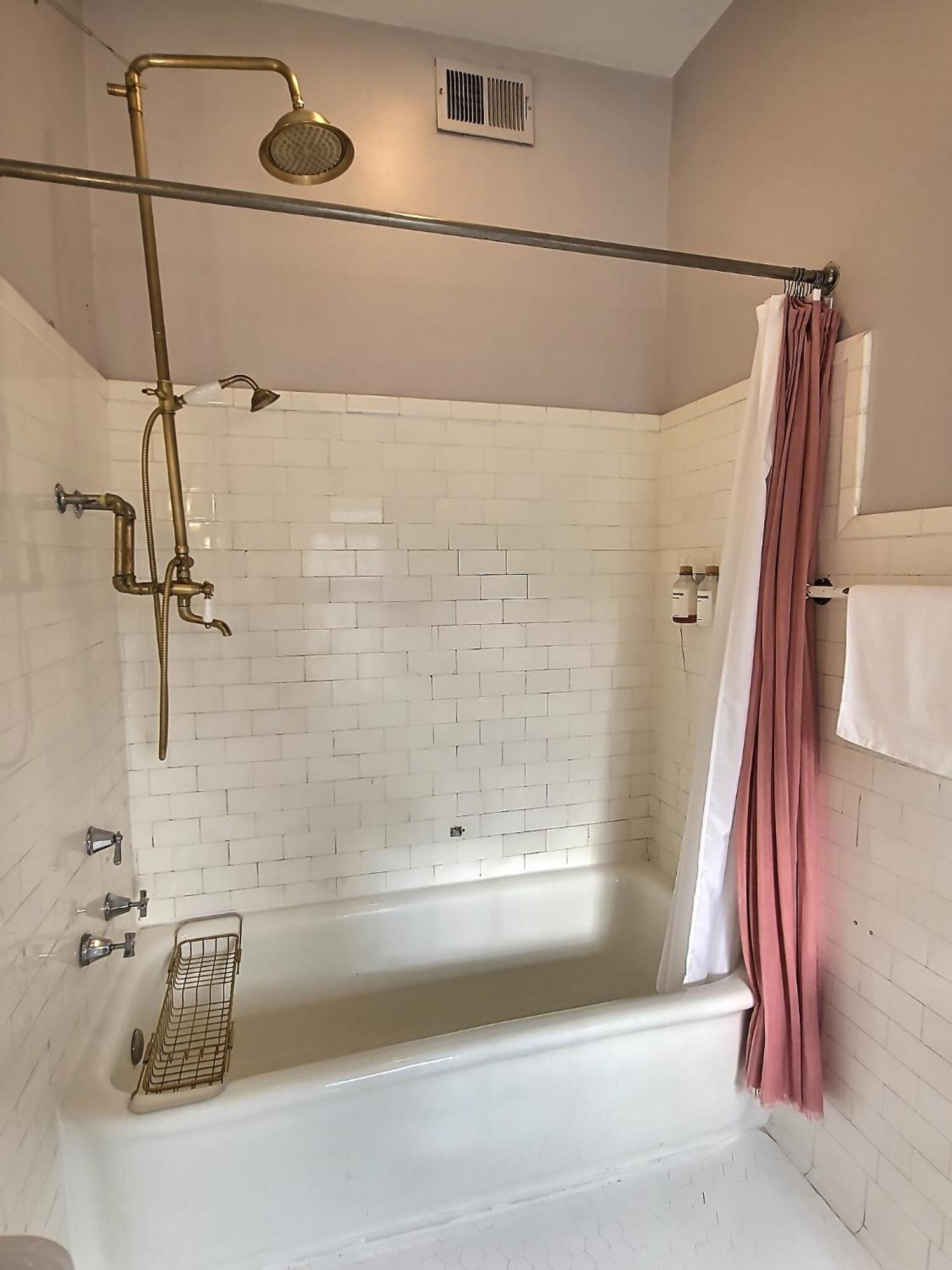 The Kings Throne Inn And Guest House Толедо Екстер'єр фото
