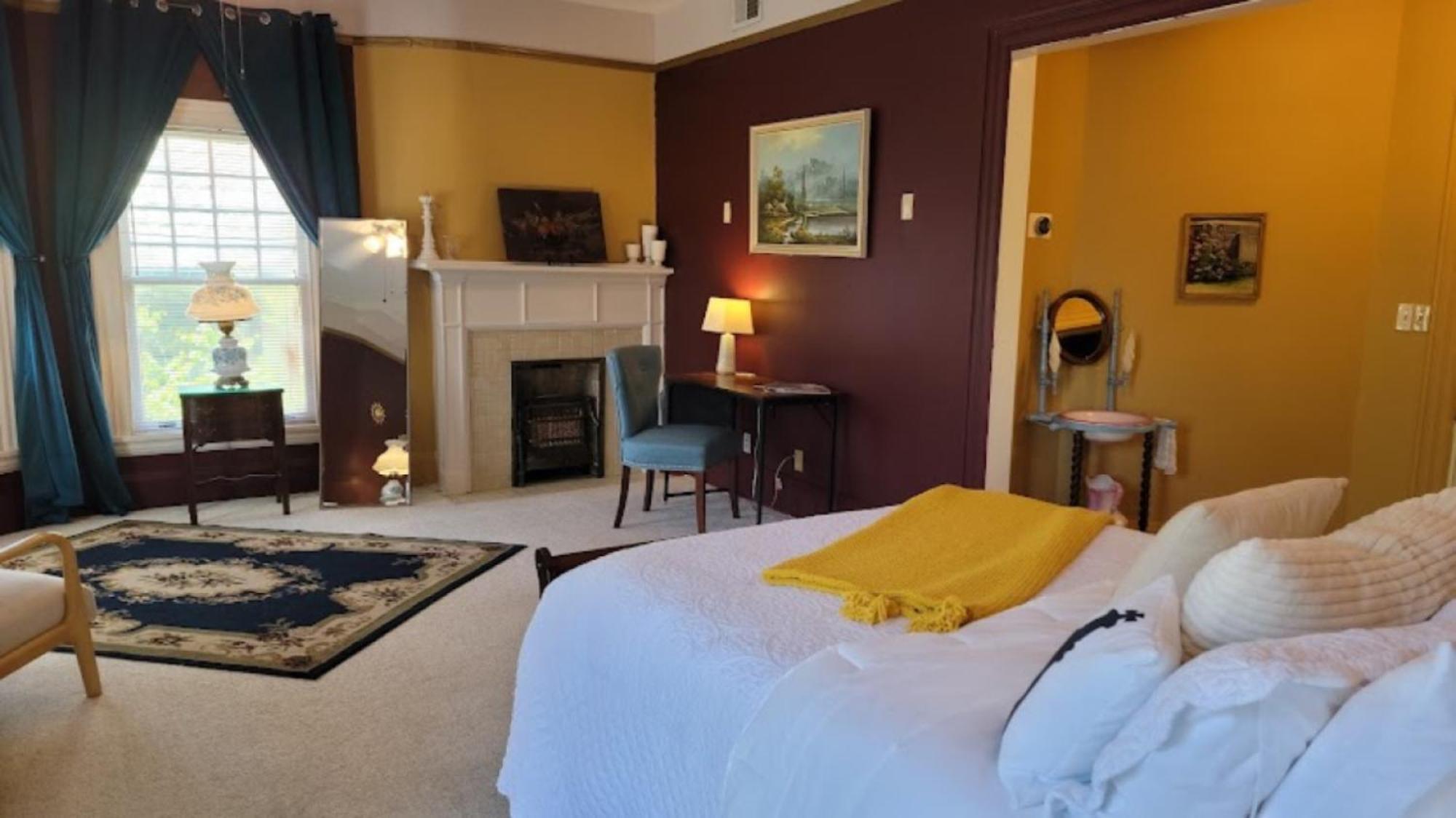 The Kings Throne Inn And Guest House Толедо Екстер'єр фото