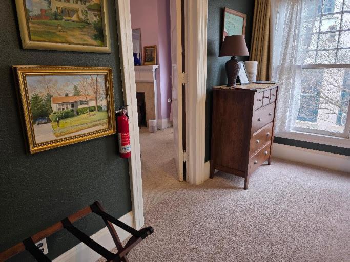 The Kings Throne Inn And Guest House Толедо Екстер'єр фото